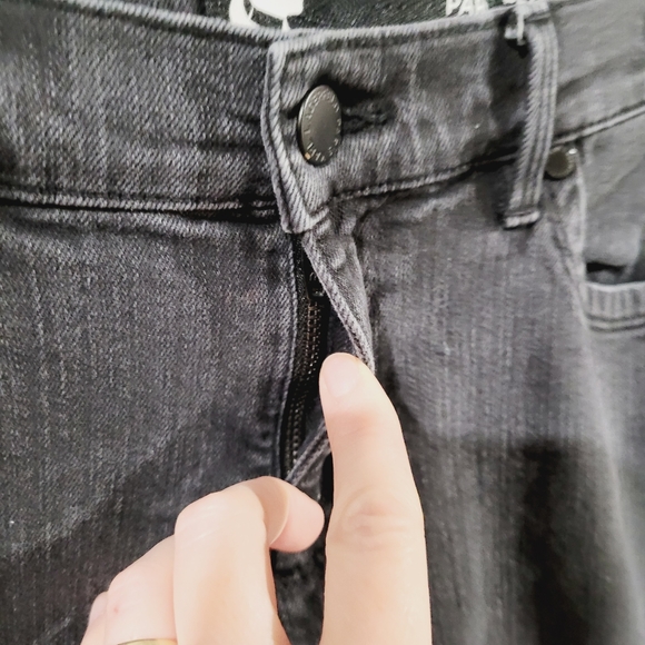 Karl Lagerfeld Fray Side Raw Hem High Rise Jeans - Picture 6 of 8